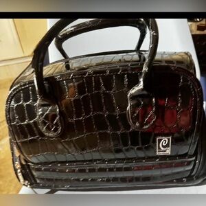 Elegant Black Crocodile-Embossed Caboodle